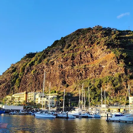 شقة Vista Romantica Madeira أركو دا كالهيتا