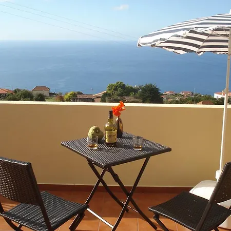 Vista Romantica Madeira Apartment Arco da Calheta (Madeira)